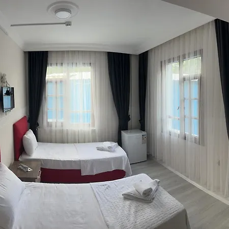 Sakliderebutikotel Hotell *