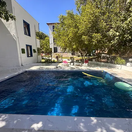 Sakliderebutikotel Hotell