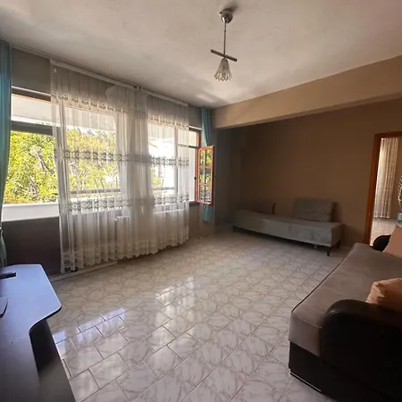 Hotell Sakliderebutikotel *