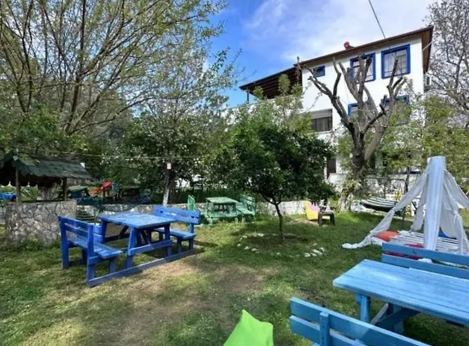 Hotel Sakliderebutikotel Edremit (Balikesir)