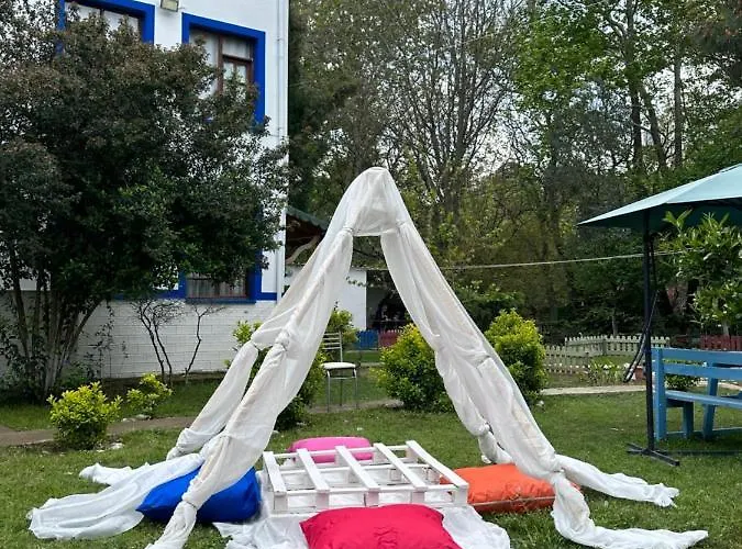 Hotel Sakliderebutikotel Edremit (Balikesir)