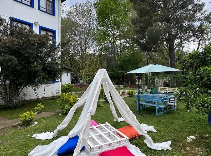 Sakliderebutikotel *