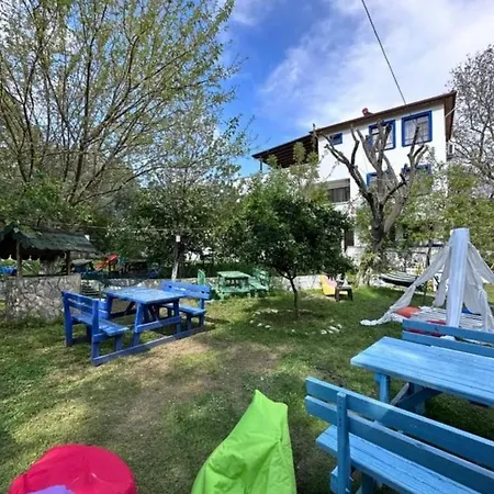 Hotel Sakliderebutikotel Edremit (Balikesir)