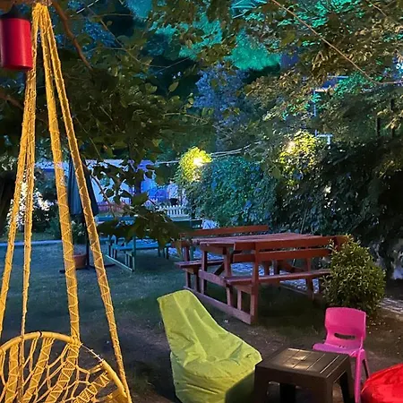 Sakliderebutikotel *